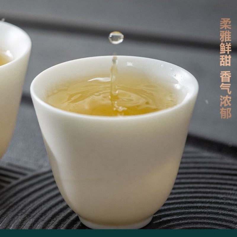 100g Pu'er Tea 2023 Mengku Daxueshan Spring Ancient Tree Raw Pu'er Tea Cake