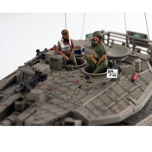 1/72 Israeli Female Tank Crew 2-Persons Finished Model For 88MODEL Merkava