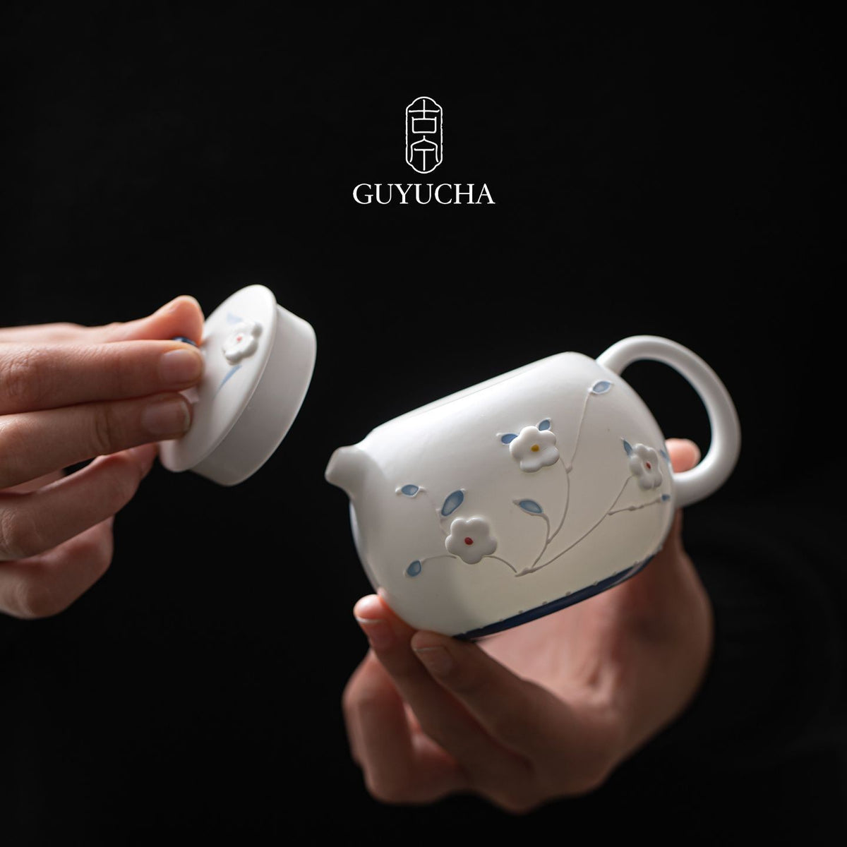 Handmade Ceramic Xishi Teapot 200ml Embossed Flower Glazed Tea Pot For Women
