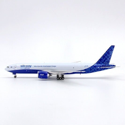 1:400 Phoenix Starlux Airlines B777-200LRF VP-BMG Diecast Aircraft Plane Model