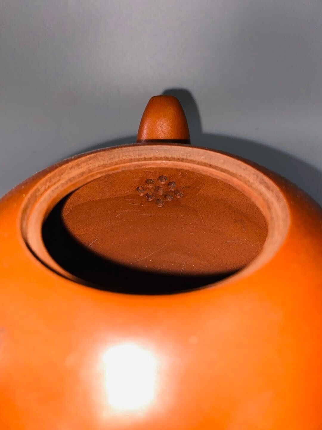 Chinese Yixing Zisha Clay Handmade Exquisite Teapot (一粒珠壶 底款:周桂珍)