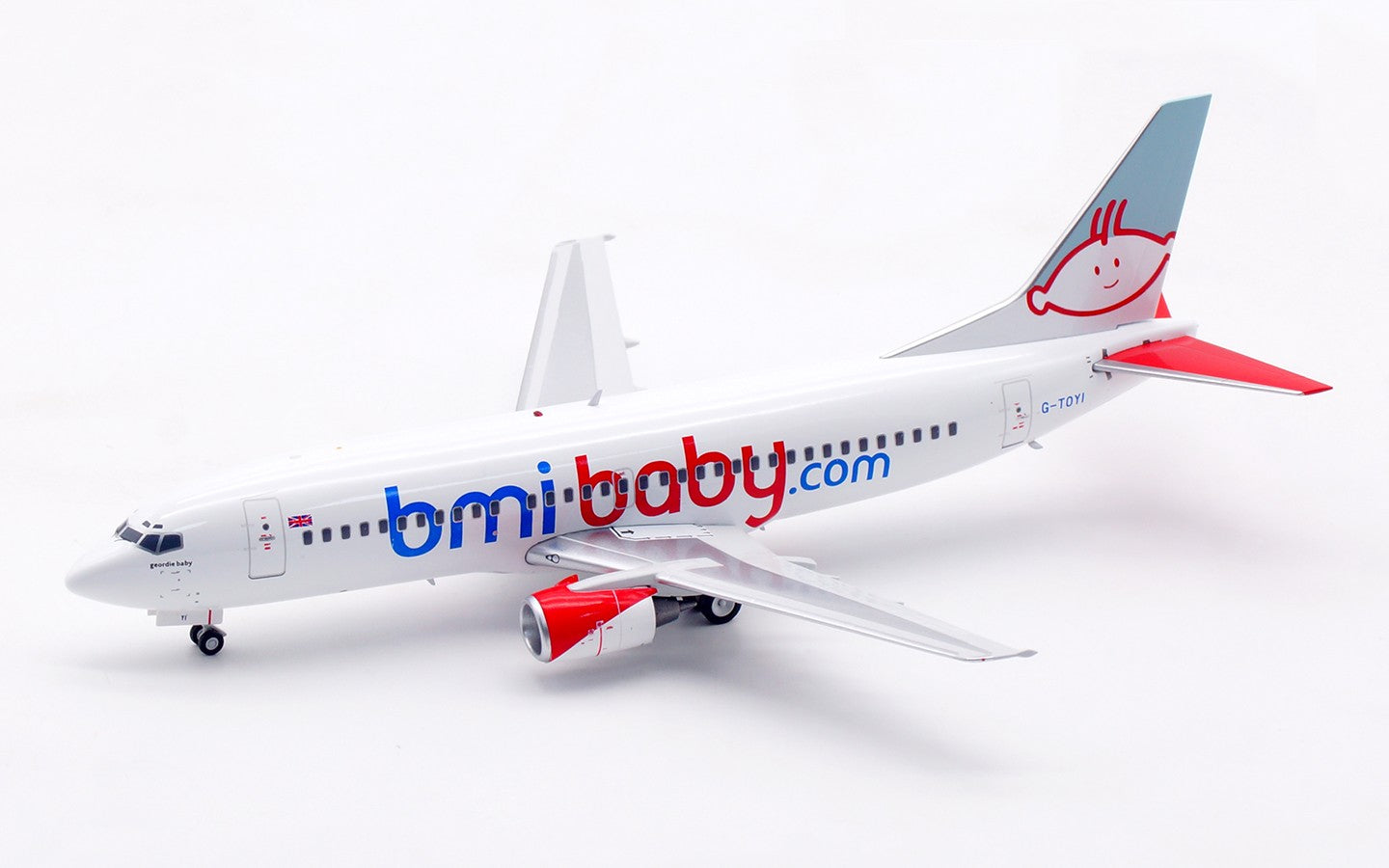 1:200 InFlight Bmibaby B737-300 Passenger Airplane Diecast Aircraft Model