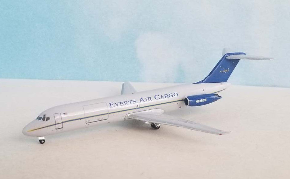 1:400 AeroClassics Everts Air Cargo DC-9-32F Aircraft Diecast Airplane Model