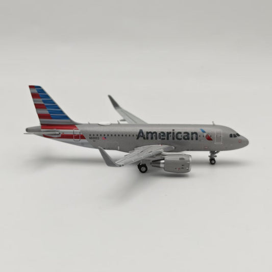 1:400 Geminijets American Airlines Airbus A319S N93003 Airplane Diecast Model