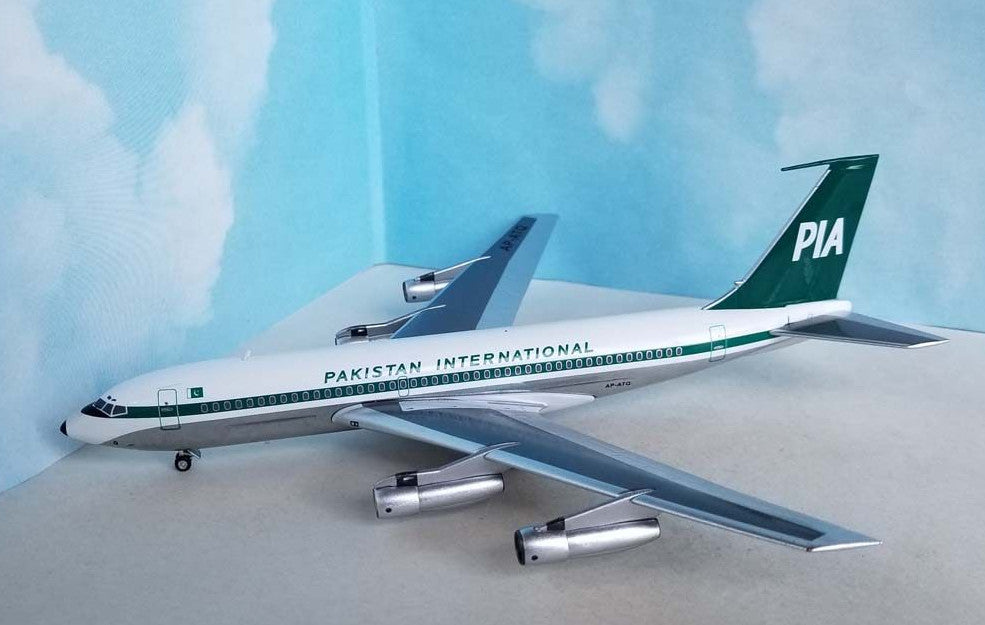 1:200 Aeroclassics PAKISTAN INTERNATIONAL PIA BOEING 720B Airplane Diecast Model