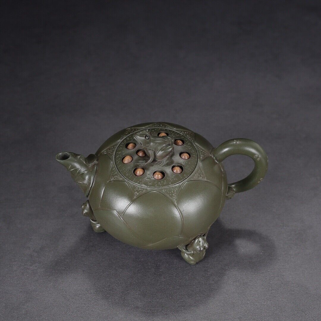 Chinese Yixing Zisha Clay Handmade Exquisite Teapot(青蛙莲子 【底款】蒋蓉)