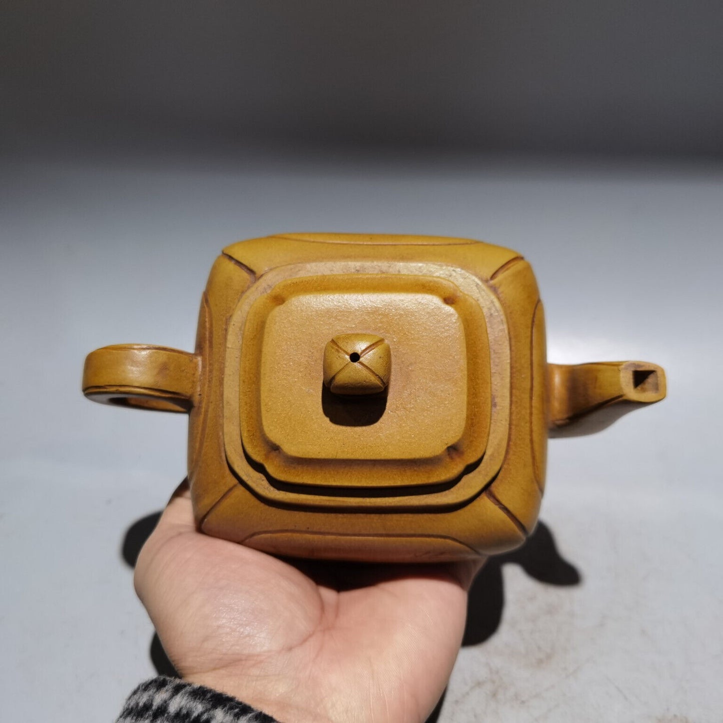 Chinese Yixing Zisha Clay Handmade Exquisite Teapot(四方 低款:陈鸣远)