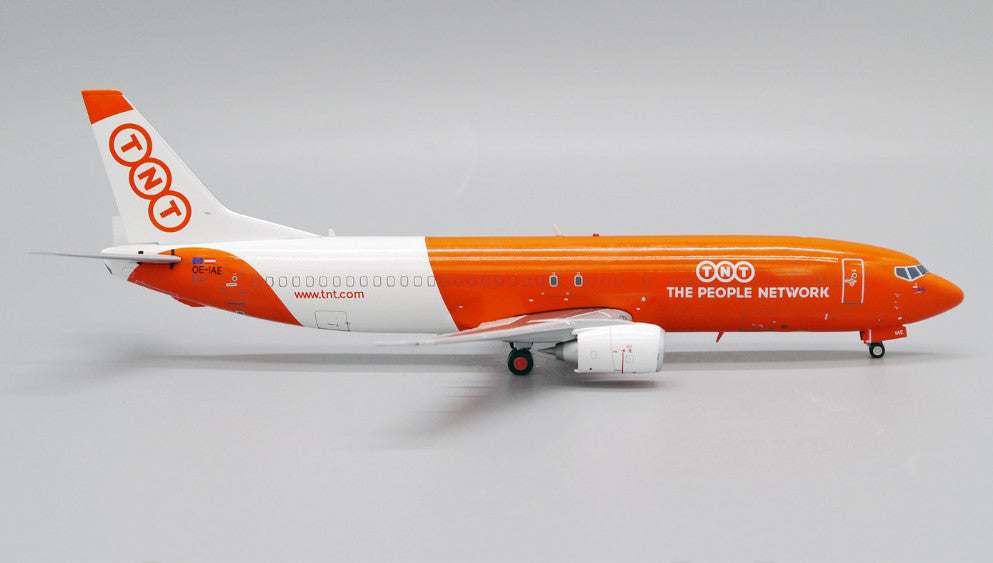 1:200 JC Wings TNT BOEING 737-400F Airplane Diecast Aircraft Airfreighter Model