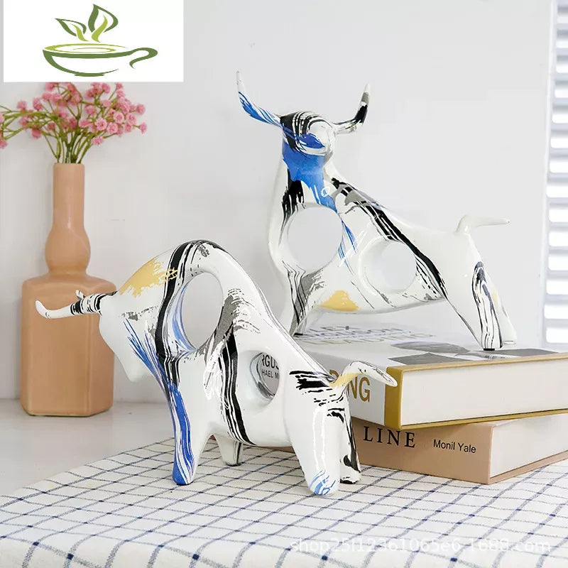 Modern Art Graffiti Cow Miniature Ornament Figurines for Interior Home Living Room Decor Desk Accessories Statues and Sculptures
