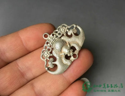 1.52&rdquo;Tibet Tibetan Buddhism Miao Silver White copper Bat Pendant