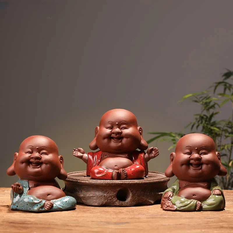 1 PCS Handmade Purple Clay Lovely Buddha Monk  Figurine Ornament Fingertip Small Tea Pets Boutique Tea Table Tea Set Crafts