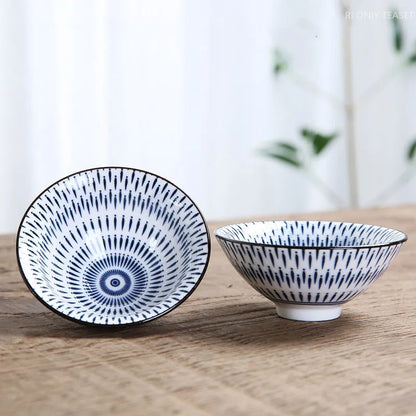 1 PCS Retro Blue and White Porcelain Cone Teacup Anti Scaling Hand-Painted Ceramic Tea Bowl Travel Meditation Cups Tea set
