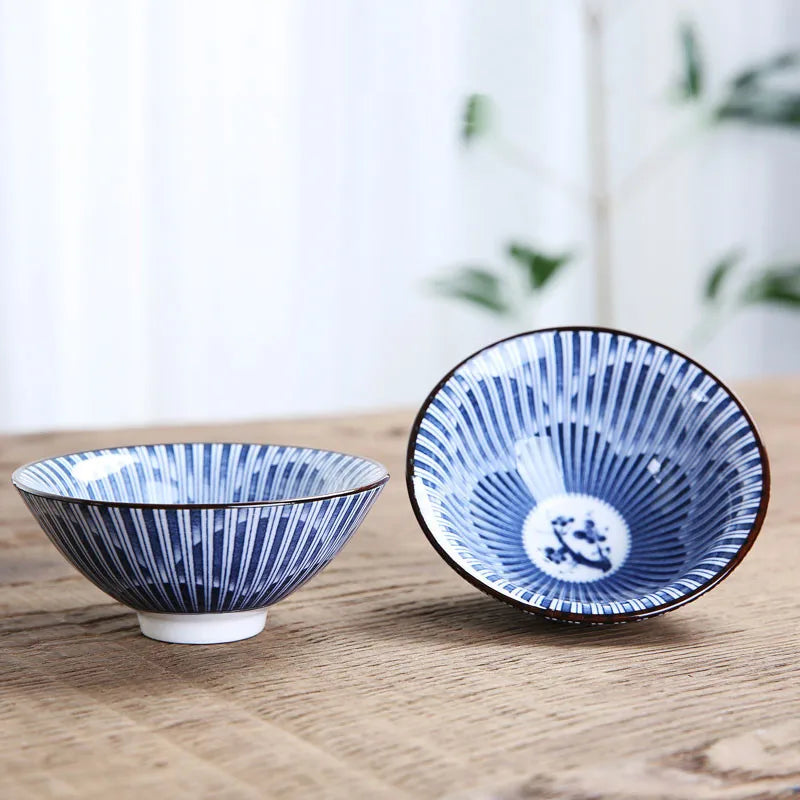 1 PCS Retro Blue and White Porcelain Cone Teacup Anti Scaling Hand-Painted Ceramic Tea Bowl Travel Meditation Cups Tea set