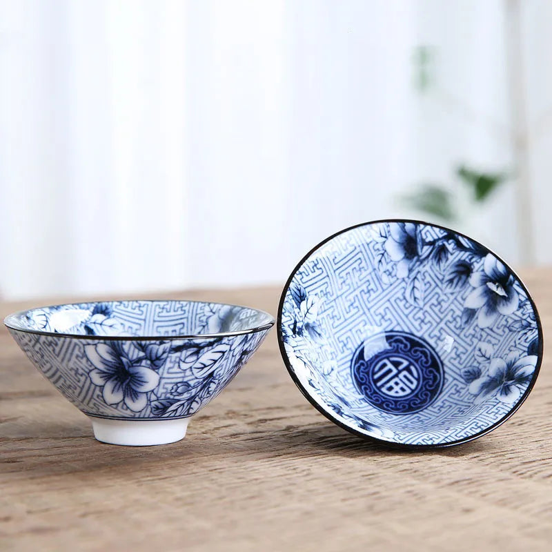 1 PCS Retro Blue and White Porcelain Cone Teacup Anti Scaling Hand-Painted Ceramic Tea Bowl Travel Meditation Cups Tea set