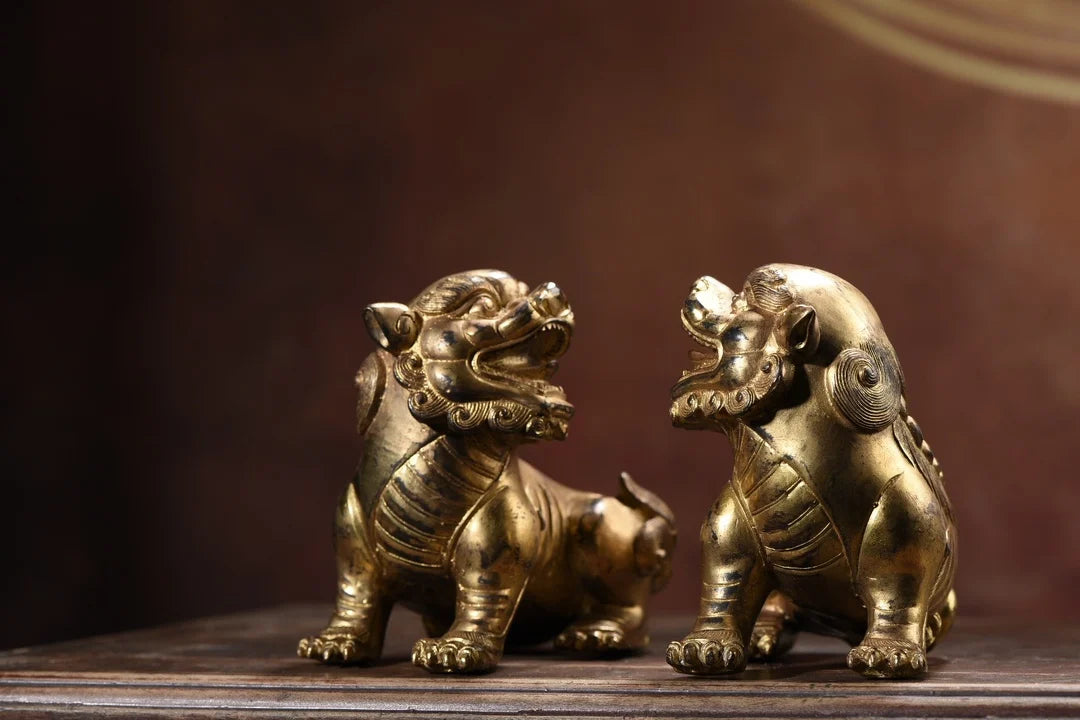 10"Tibet Temple Collection Old Bronze Cinnabar Mud gold Lion Statue A Pair Copywriting Amass wealth Ornaments Town house