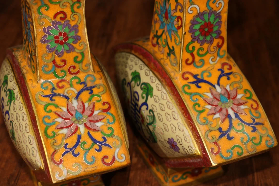 10"Tibetan Temple Collection Old Bronze Cloisonne Enamel Flower Texture Fan Bottle Longevity Vase Ornaments Amass wealth