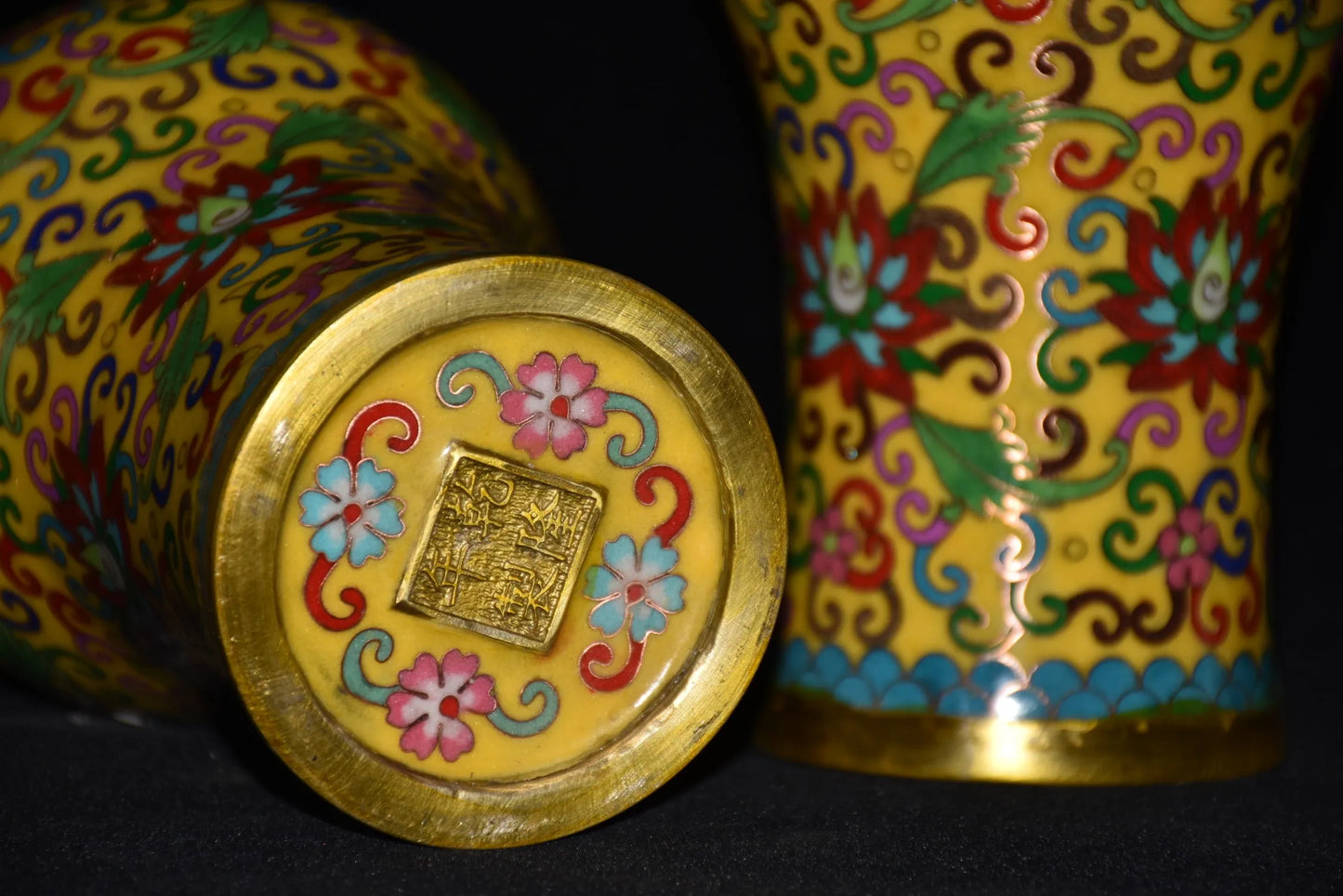 10"Tibetan Temple Collection Old Bronze Cloisonne Enamel bloom vase Gather fortune ornament Town house Exorcism
