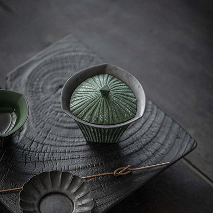 100ml Hand-painted  Dark Green Ceramic Tea Tureen Creative Triangular Lid Bowl Wabi Sabi Style Hand Grasping Bowl Kung Fu Teaset