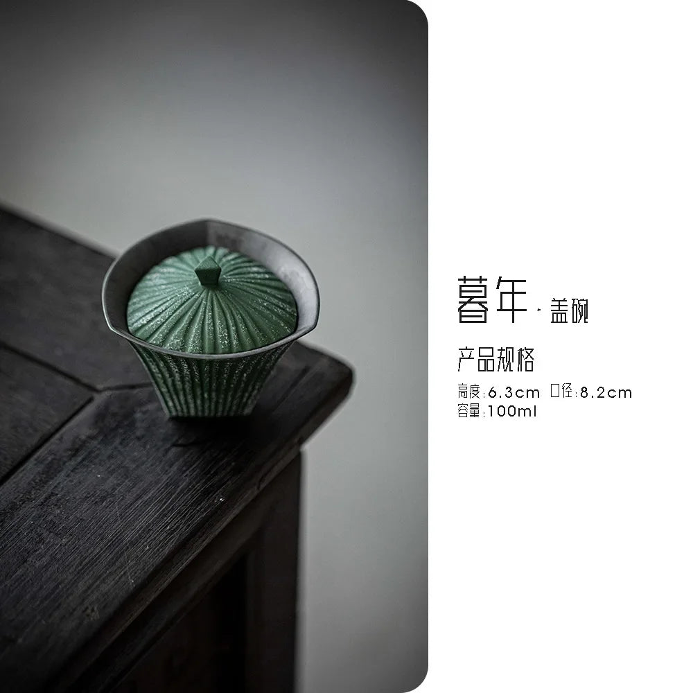 100ml Hand-painted  Dark Green Ceramic Tea Tureen Creative Triangular Lid Bowl Wabi Sabi Style Hand Grasping Bowl Kung Fu Teaset