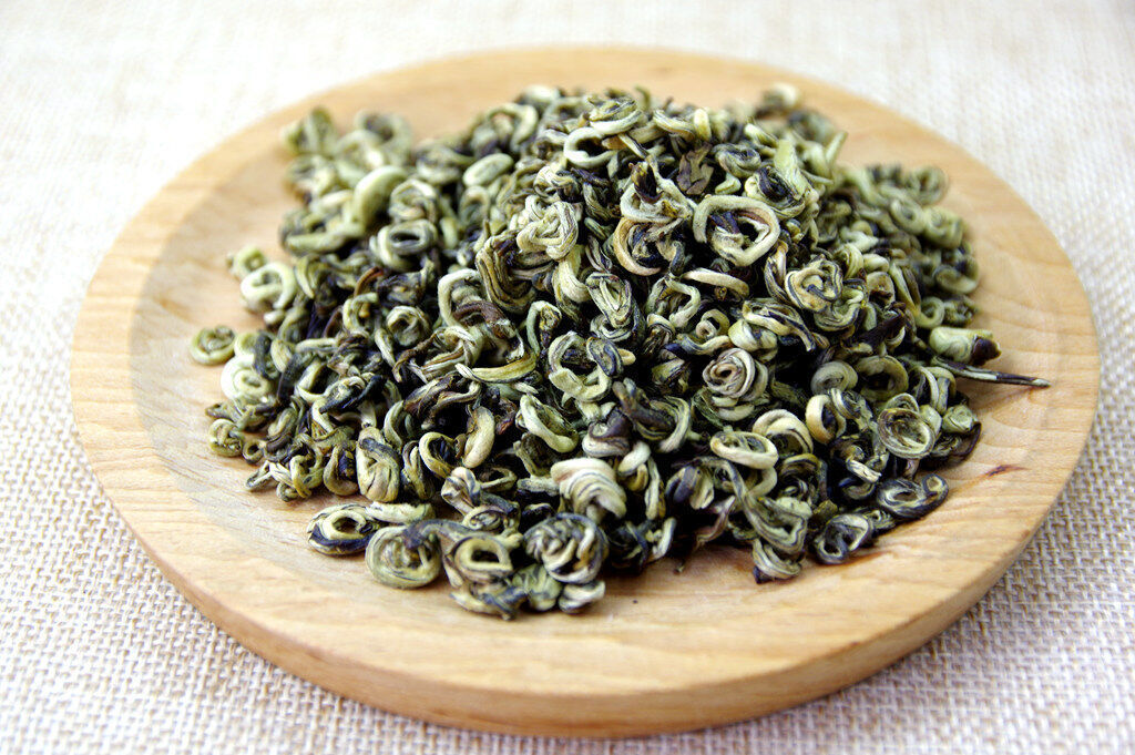 China Xue Bi Luo Chun cha,JASMINE Snow Snail Spring Green Tea grüner Tee vert