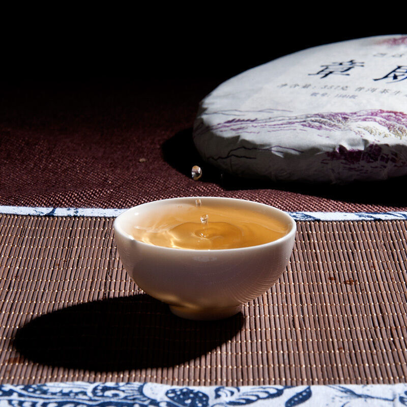 Yunnan Menghai Zhang Lang big tree Qizi Pu erh Tea UnCooked raw Cake,er puer tee