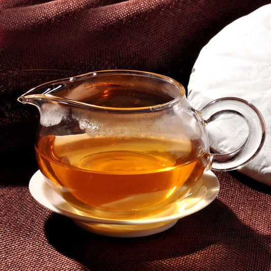 2014 Yunnan yiwu Gan tian spring Aged Ancient tree Pu erh Tea raw Cake tee leaf