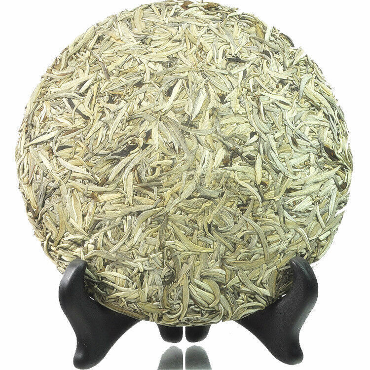 357g,Yunnan White Buds Raw Ancient Tree yin zhen Pu erh Tea,Moonlight puer Cake