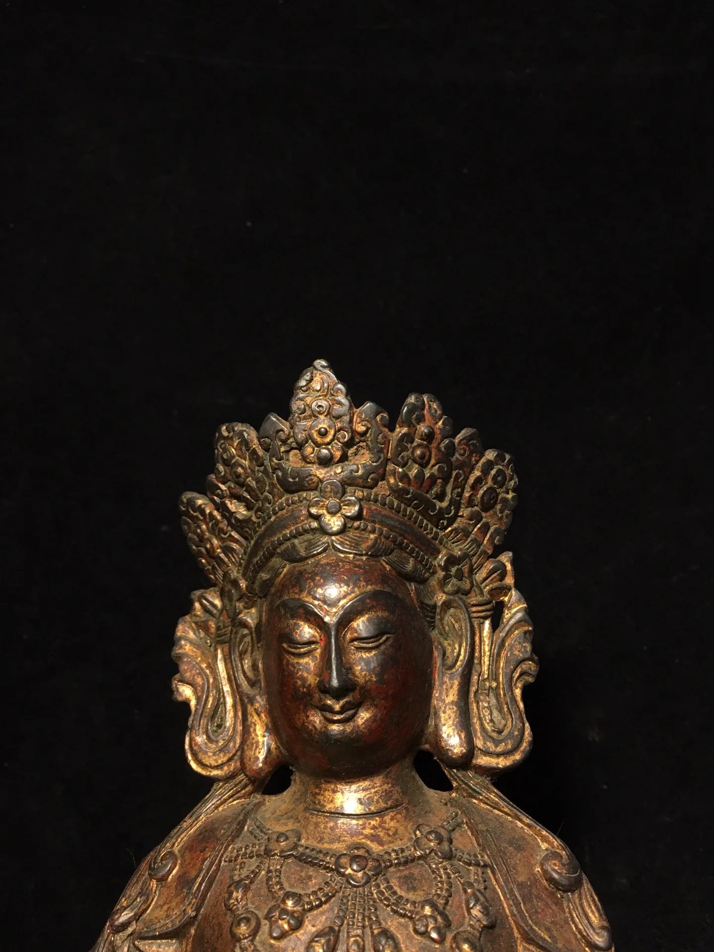 11"Tibetan Temple Collection Old Bronze Cinnabar Muddy gold Green Tara Bodhisattva Buddha Lotus Platform Worship Hall Town House
