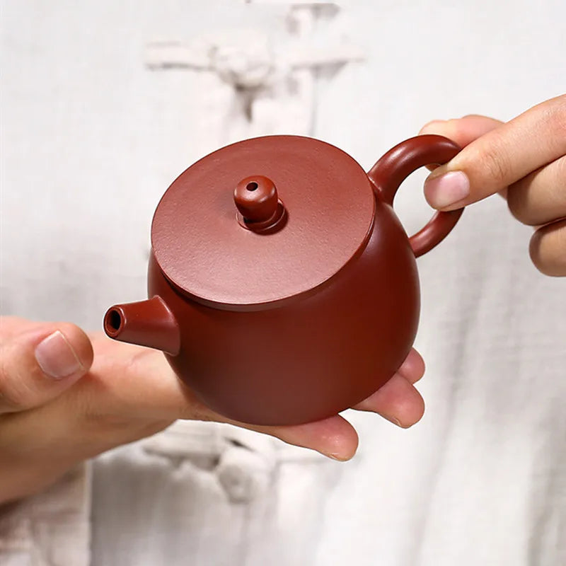 110ml Chinese Yixing Small Capacity Purple Clay Teapots Beauty Kettle Famous Artists Handmade Tea Pot Raw Ore Zisha Tea Set