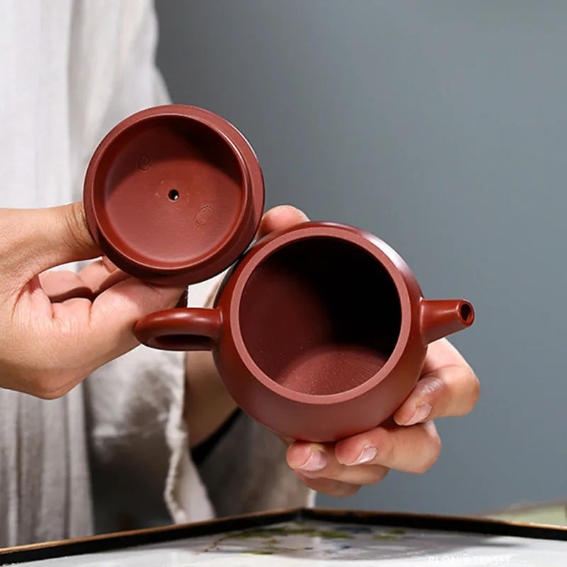 110ml Chinese Yixing Small Capacity Purple Clay Teapots Beauty Kettle Famous Artists Handmade Tea Pot Raw Ore Zisha Tea Set