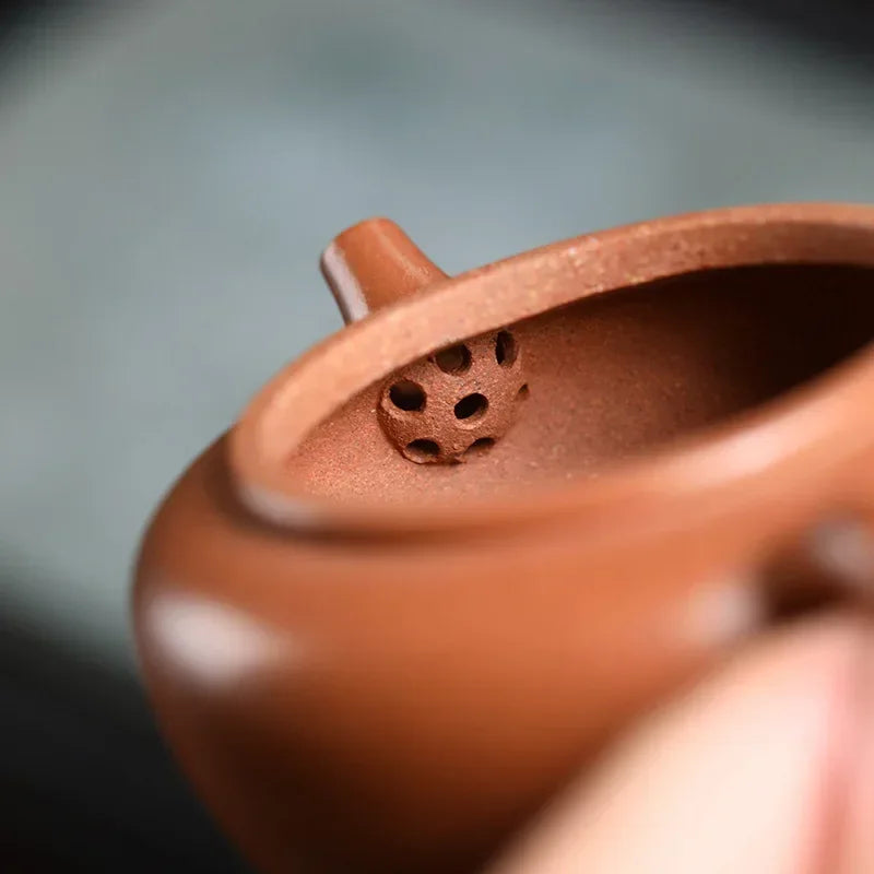 110ml Chinese Yixing Small Capacity Purple Clay Teapots Beauty Kettle Famous Artists Handmade Tea Pot Raw Ore Zisha Tea Set
