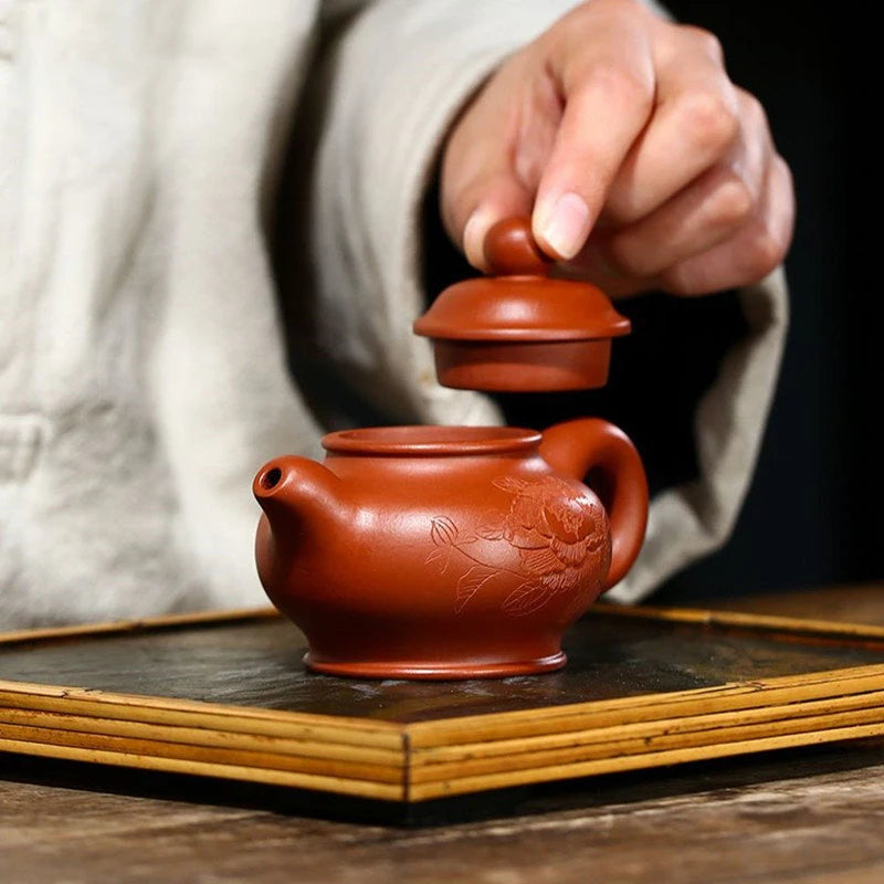 110ml Yixing Raw Ore Purple Clay Teapots Famous Handmade Small Capacity Squirrel Tea Pot Kettle Chinese High-end Zisha Tea Set