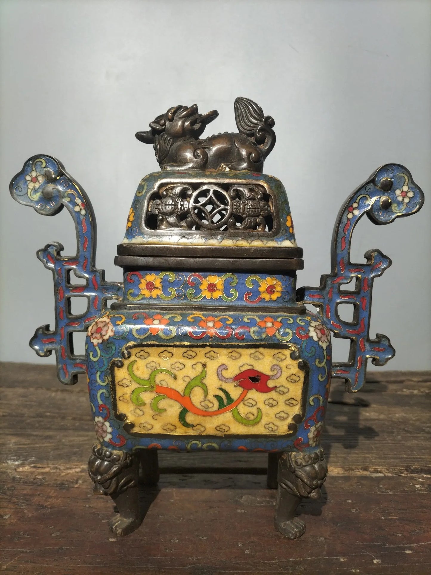 12"Tibetan Temple Collection Old Bronze Cloisonne Enamel lion Ruyi binaural animal head quadruped incense burner Town House