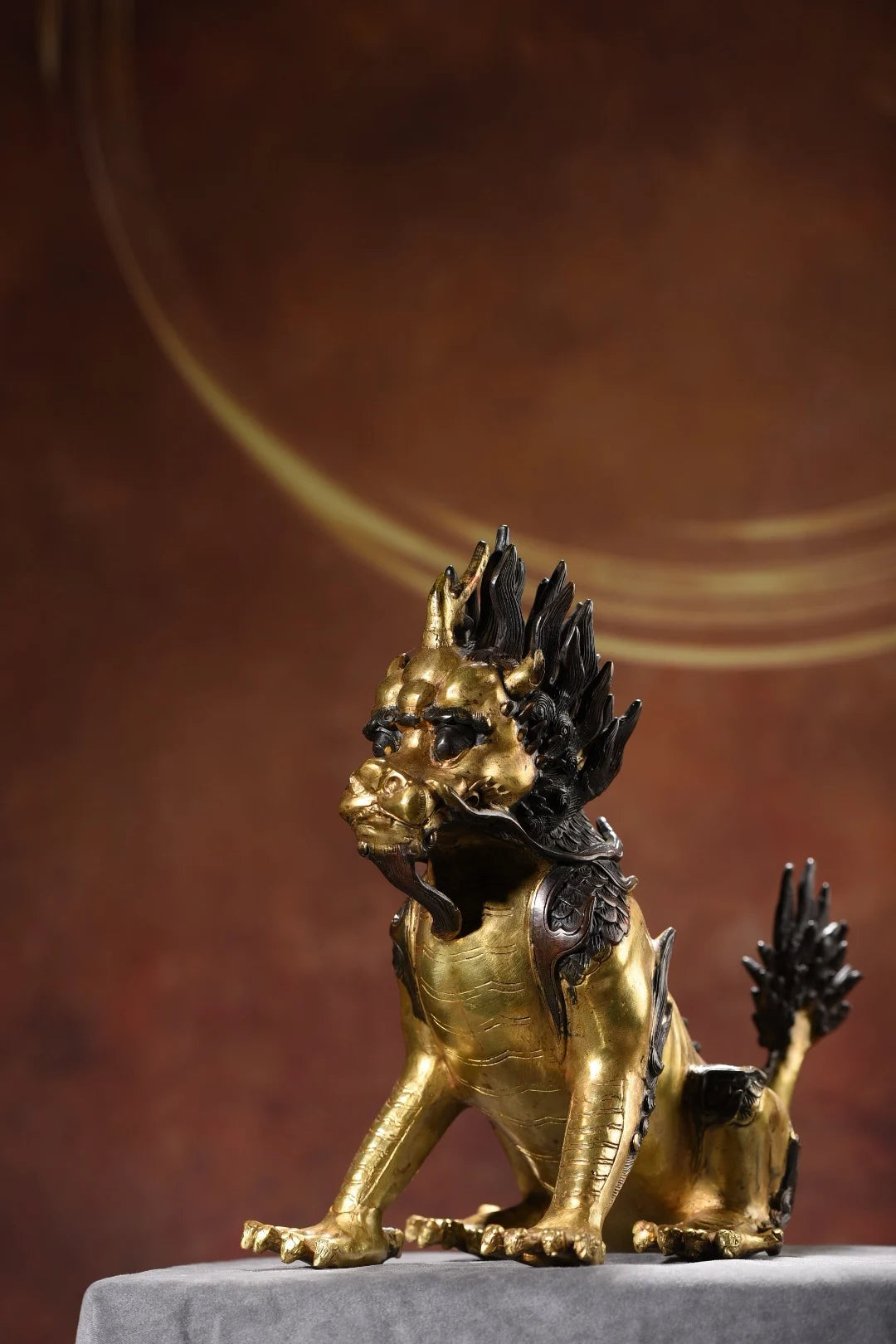 12"Tibetan Temple Collection Old Bronze Gilded fire Kylin Statue Divine Beast Unicorn Amass wealth Ornaments Town house Exorcism