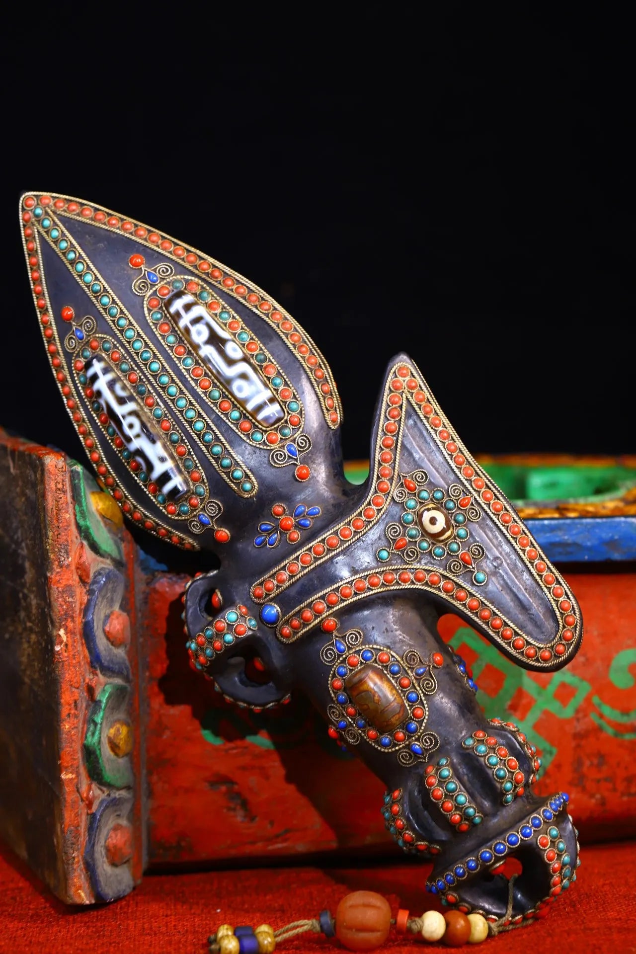 12"Tibetan Temple Collection Old Natural Meteorite Mosaic Gem gZi Beads Axe shape Dorje Vajra Phurpa Dharma Amulet Town House
