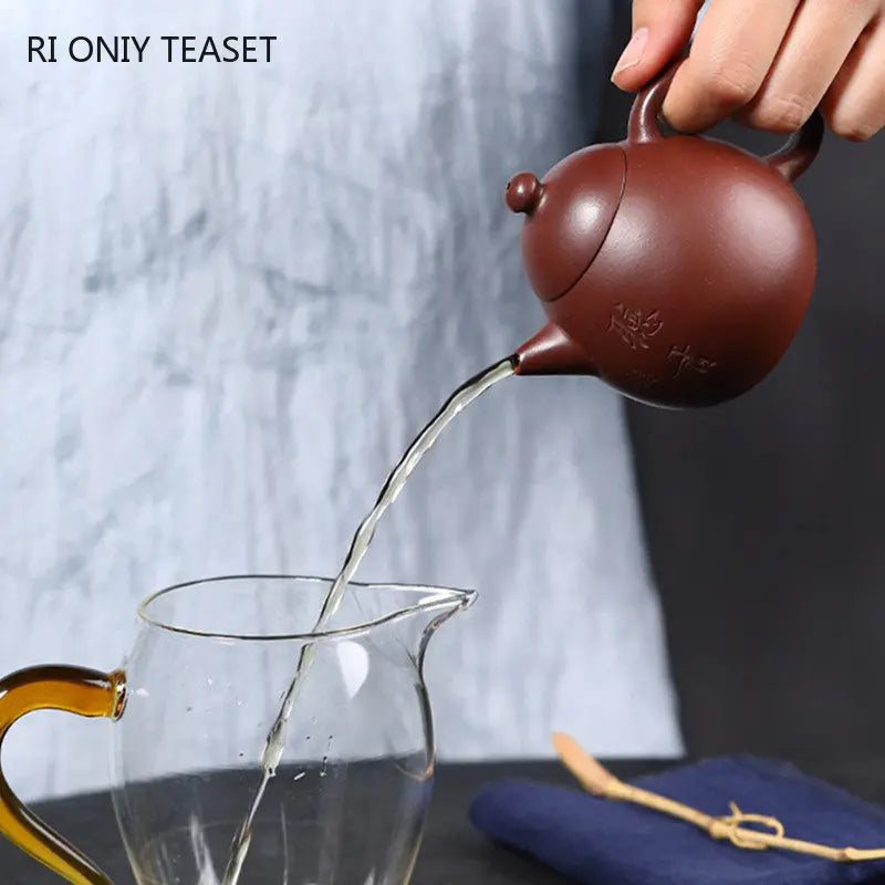 120ml Authentic Yixing Purple Clay Teapots Famous Artists Handmade Small Capacity Tea Pot Kettle Chinese Zisha Tea Set Teaware