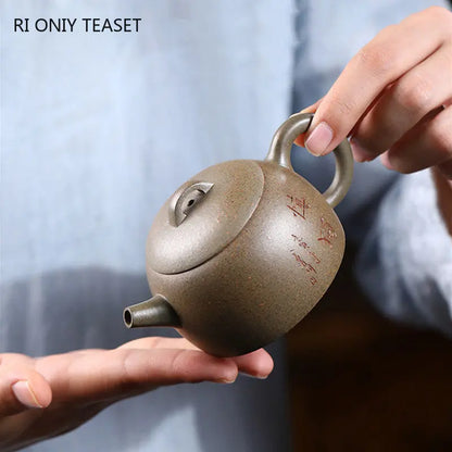 120ml Authentic Yixing Purple Clay Teapots Famous Artists Handmade Tea Pot Raw Ore Section Mud Kettle Chinese Zisha Tea Set