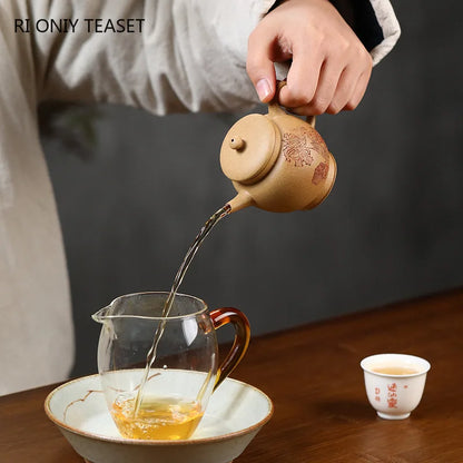 120ml Chinese Yixing Purple Clay Teapots Famous Artists Handmade Small Capacity Tea Pot Raw Ore Section Mud Kettle Zisha Tea Set