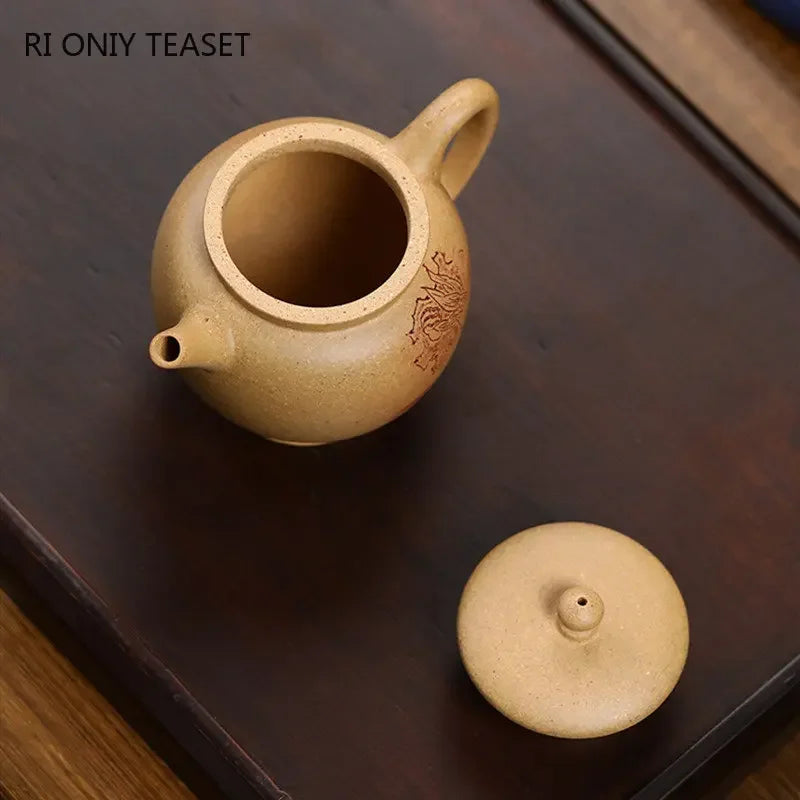 120ml Yixing Purple Clay Teapots Famous Artists Handmade Small Capacity Tea Pot Raw Ore Section Mud Kettle Chinese Zisha Tea Set