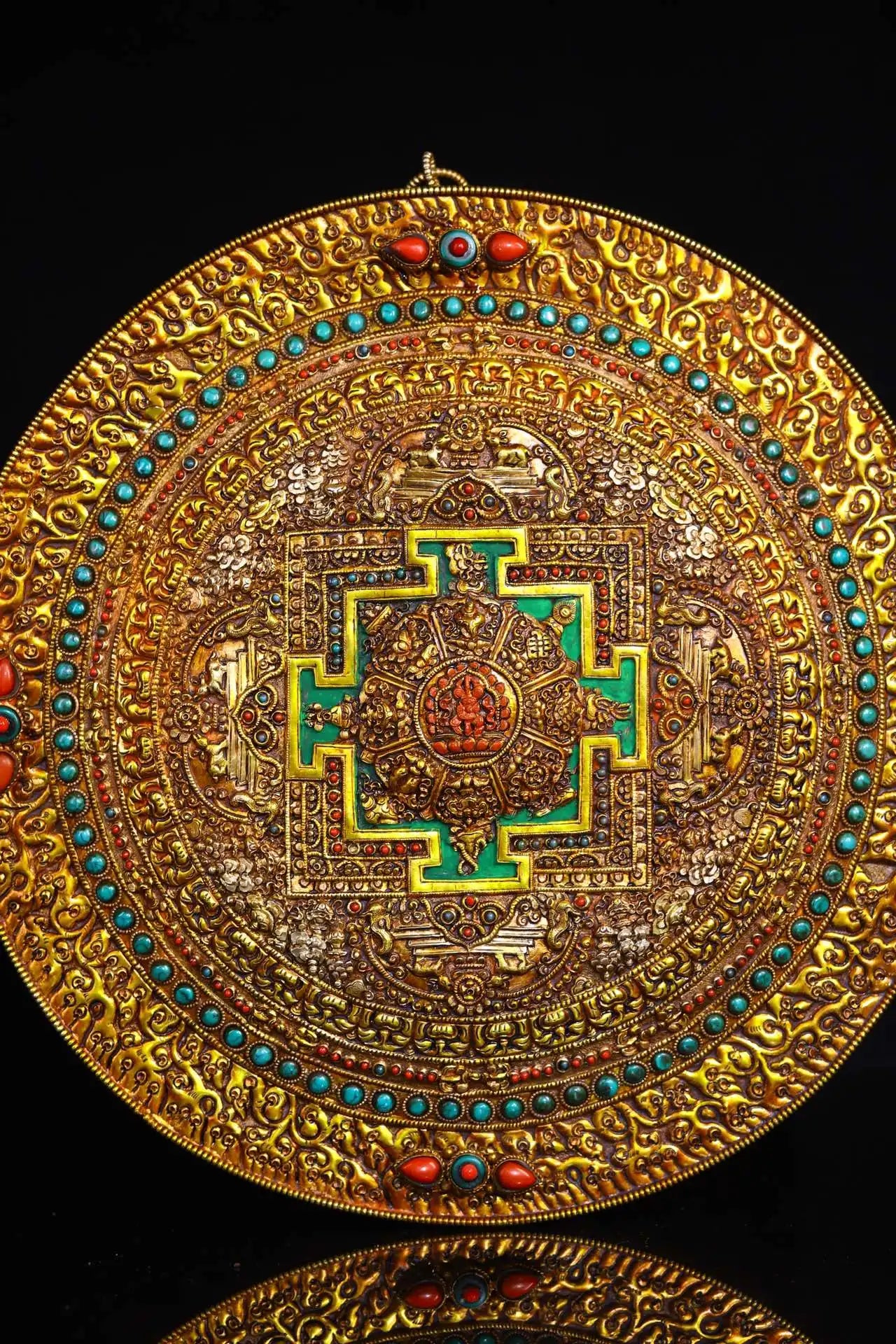 13"Tibetan Temple Collection Tibetan silver filigree Gilt gem Shakyamuni Auspicious Eight Treasures Vajra thangka Town house