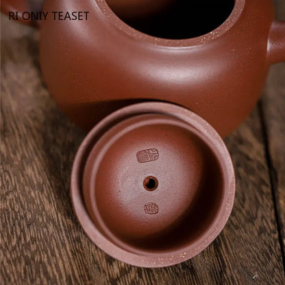 130ml Chinese Yixing High-end Purple Clay Teapots Famous Artists Handmade Tea Pot Raw Ore Beauty Kettle Zisha Tea Set Collection