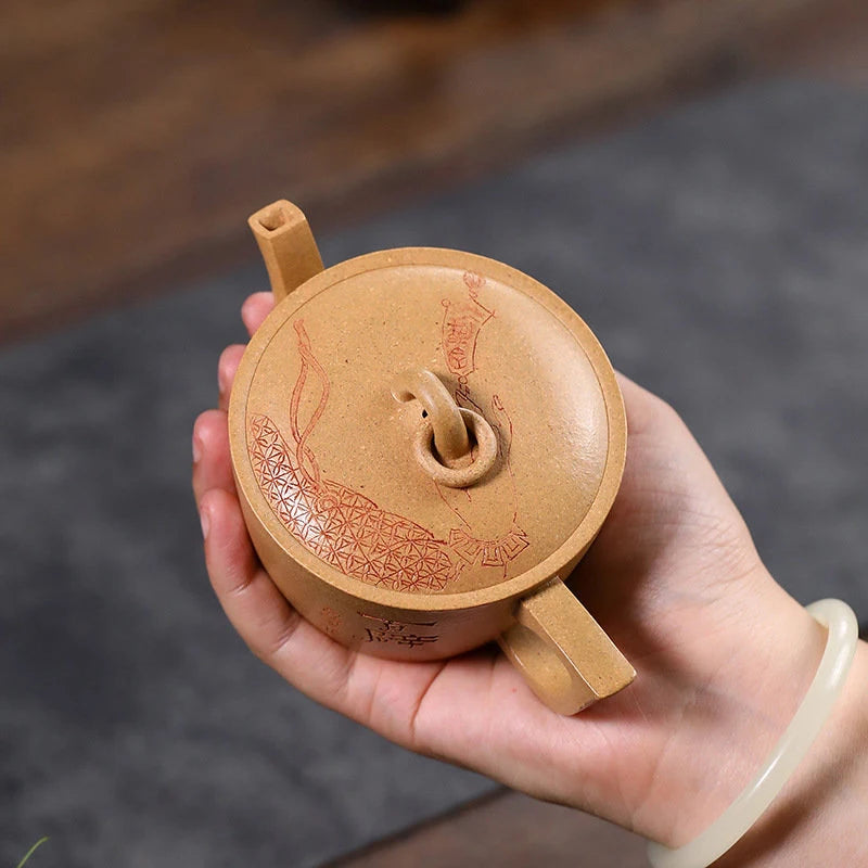 130ml Chinese Yixing High-end Purple Clay Teapots Handmade Large Caliber Tea Pot Raw Ore Section Mud Kettle Zisha Tea Set