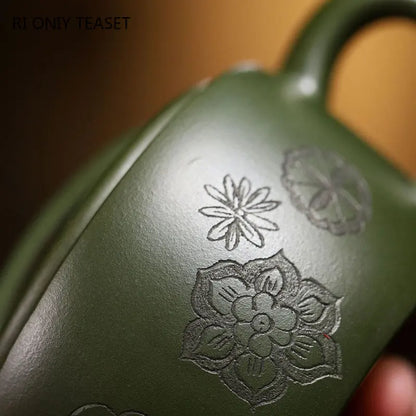 130ml Chinese Yixing Purple Clay Teapots Handmade Tea Pot Raw Ore Green Mud Beauty Kettle Famous Artists Zisha Tea Set Teaware
