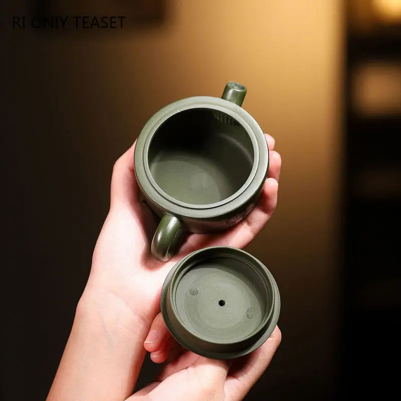 130ml Chinese Yixing Purple Clay Teapots Handmade Tea Pot Raw Ore Green Mud Beauty Kettle Famous Artists Zisha Tea Set Teaware