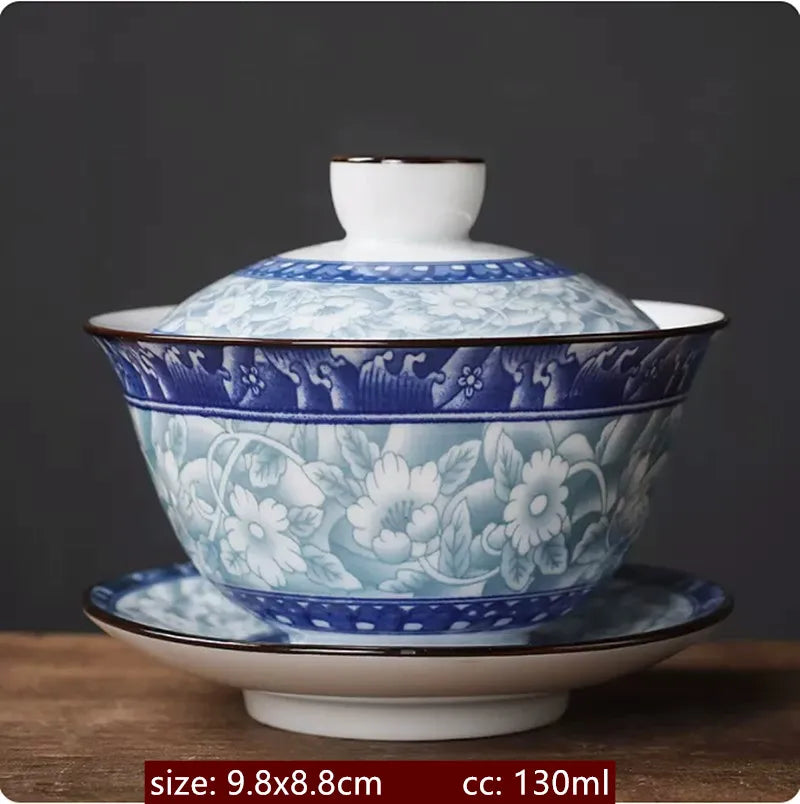 130ml Retro Blue and White Porcelain Gaiwan Chinese Ceramic Tea Bowl Home Tea Infuser Handmade Underglaze Color Tea Set Teacup