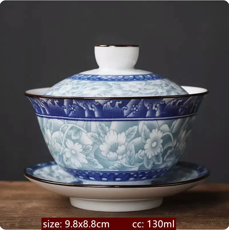 130ml Retro Blue and White Porcelain Gaiwan Chinese Ceramic Tea Bowl Home Tea Infuser Handmade Underglaze Color Tea Set Teacup