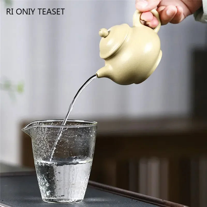 130ml Yixing Purple Clay Teapot Master Handmade Small Capacity Tea Pot Raw Ore Beauty Kettle Chinese Authentic Zisha Tea Set