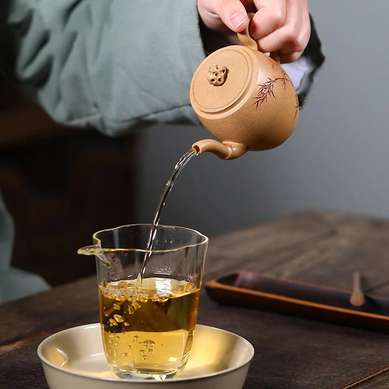 130ml Yixing Purple Clay Teapots Famous Handmade Bamboo Leaf Tea Pot Raw Ore Section Mud Kettle Chinese High-end Zisha Tea Set