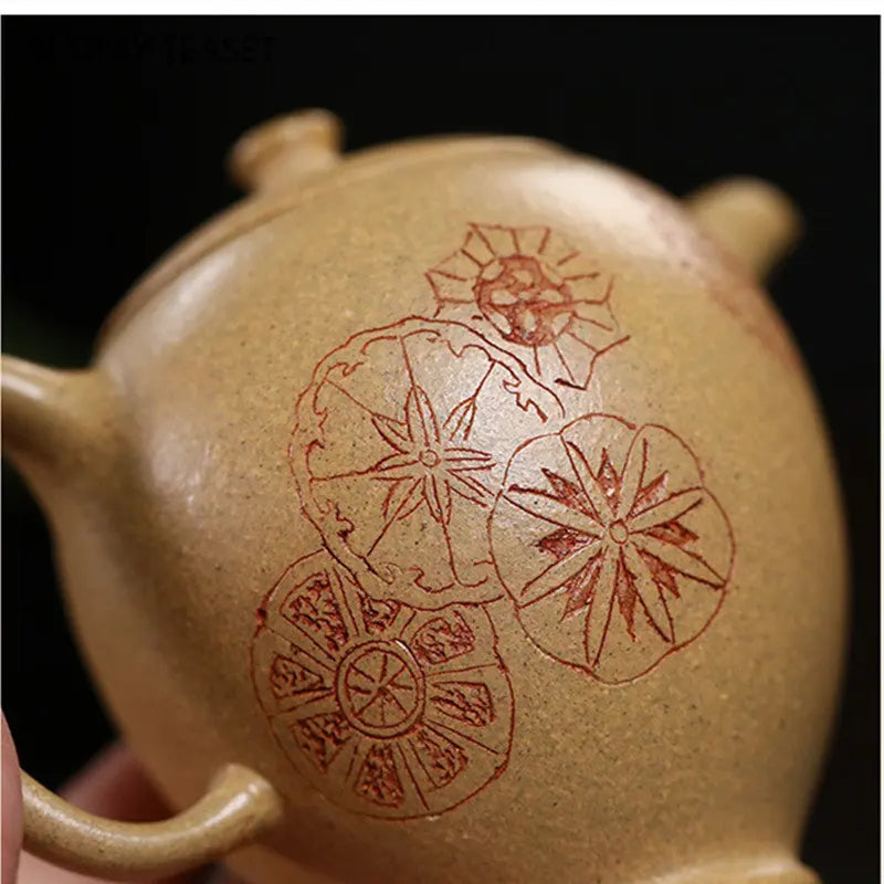 130ml Yixing Purple Clay Teapots Famous Handmade Tea Pot Raw Ore Section Mud Kettle Chinese High-end Zisha Tea Set Collection