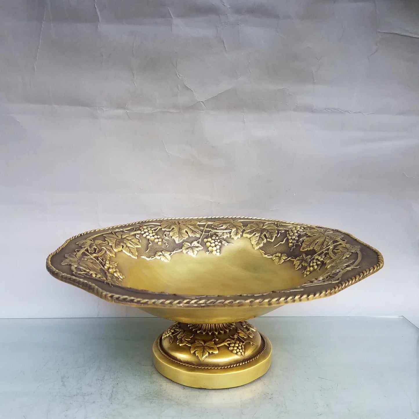 14"Tibetan Temple Collection Old Brass Gourd pattern Cornucopia Treasure Bowl fruit Bowl Worship Hall Plate Amass wealth